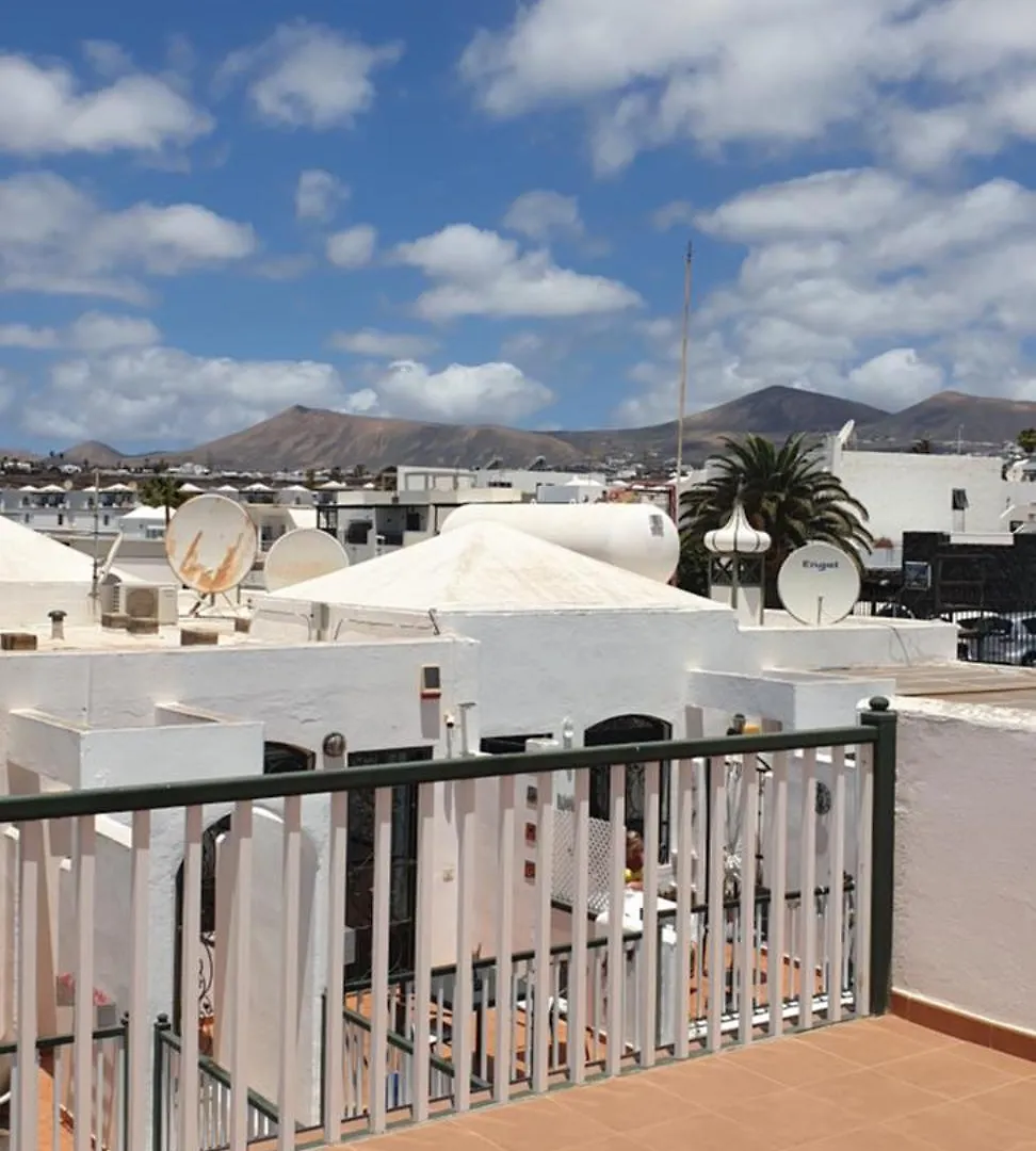 The Ravens Apartment Puerto del Carmen  0*, Puerto del Carmen (Lanzarote)